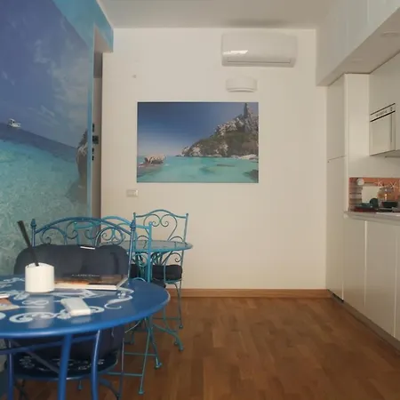 Blue Sea בית הארחה *